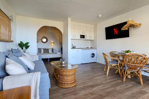 Relaxing, ocean view apartment with fast Wi-Fi Eigentumswohnung in La Matanza de Acentejo