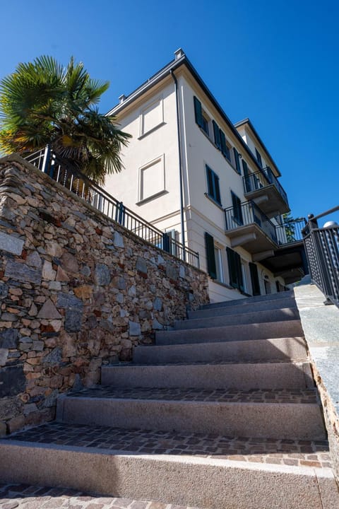 Villa San Carlo Apartment in Arona