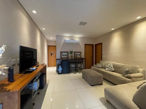 Apê na Pampulha 3Q, Ar Split, Churrasco e 2 Vagas Apartment in Belo Horizonte