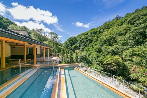 Hot Spring Bath, Open Air Bath