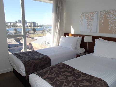 Newcastle Central Plaza Apartment Hotel Official Apartahotel in New South Wales