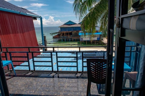 Property building, Balcony/Terrace, Sea view