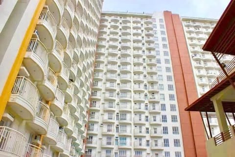 Cityland Tagayatay Condo Staycation Apartment in Tagaytay