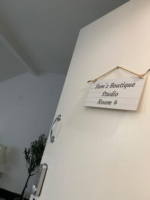 Sam’z Boutique Bed and Breakfast in Rotherham
