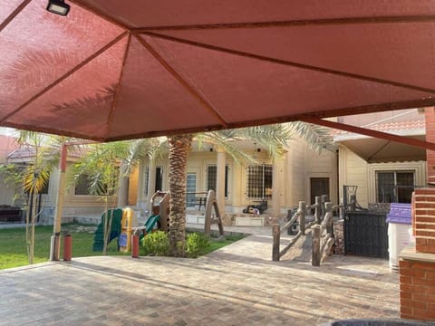 شاليه سهم Chalet in Al Khobar