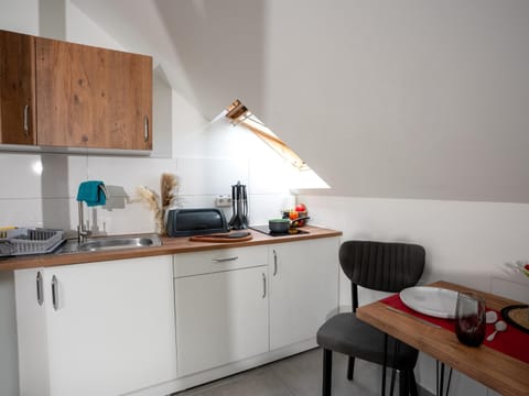 Serviceroom24 - Apartment 3 in Oer-Erkenschwick WLAN - Smart-TV - 24-7 Check-in und Küche Appartement in Recklinghausen