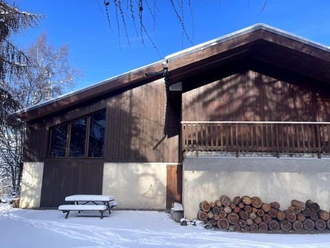 Property building, Day, Winter