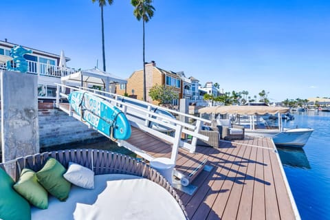 Stunning Bayfront Home w Epic Dock on Peninsula House in Balboa Peninsula