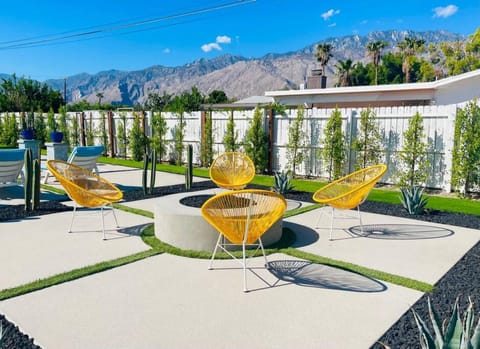 Azul Desert Escape by Rather Be Properties House in Palm Springs