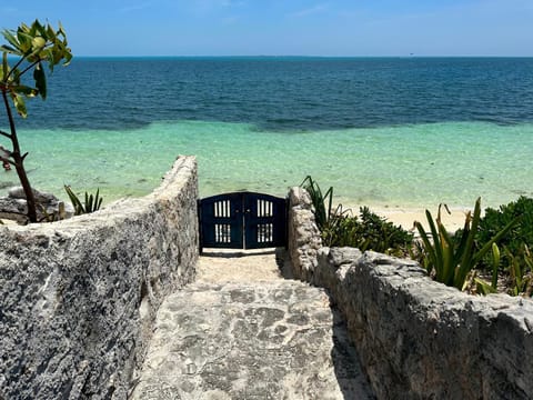 6BR Exclusive Beachfront Retreat by Solmar Rentals Chalet in Cancun