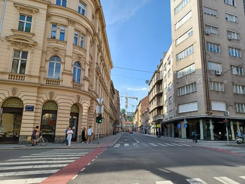 Property building, Neighbourhood, City view, Street view, Location