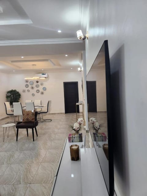 Dvyne Luxury Home House in Lagos