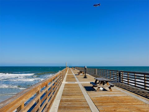 Beachcomber 403 Condo in Jacksonville Beach