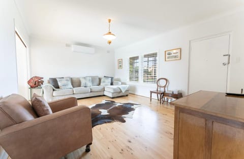 Centrally located at Joffs Beach House WiFi Casa in Victor Harbor