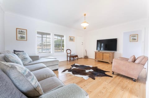 Centrally located at Joffs Beach House WiFi House in Victor Harbor