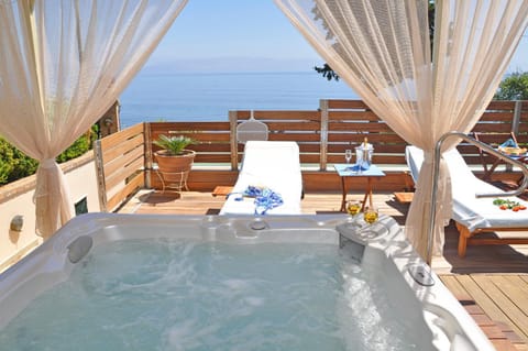 Hot Tub, Sea view