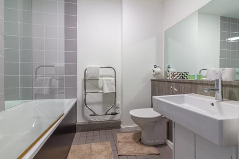 GuestReady - Royal Canal Park Chic Getaway Apartment in Dublin