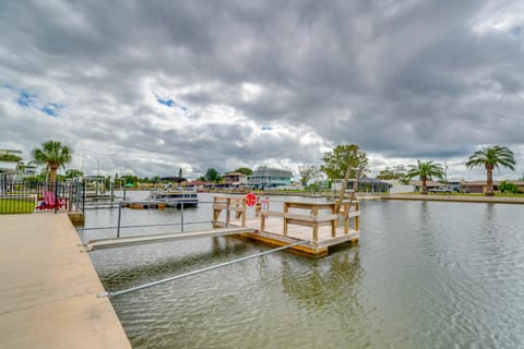 Hernando Beach Waterfront Home with Boat Dock and Deck House in Hernando Beach