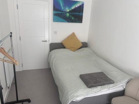 Small Double room to rent Bed and Breakfast in Lewes District