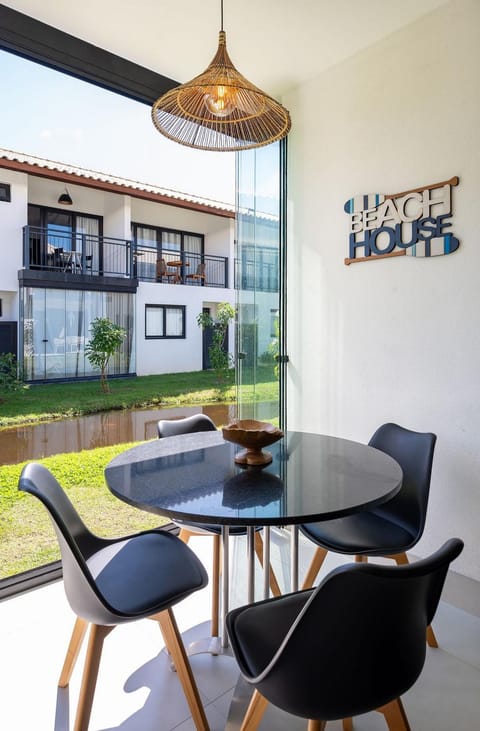 Balcony/Terrace, Dining area