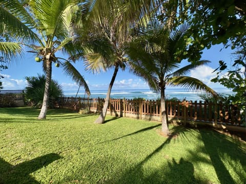 Garden, Sea view