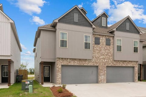 Brand-new home close to LSU campus Haus in Baton Rouge