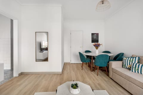 JOIVY Striking flat in Benfica Condo in Lisbon