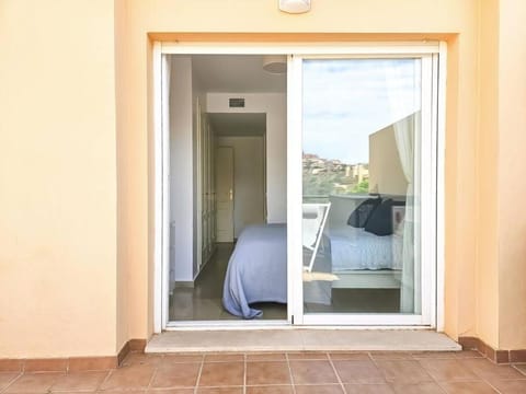 1 bed penthouse apt in Calahonda Apartment in Sitio de Calahonda