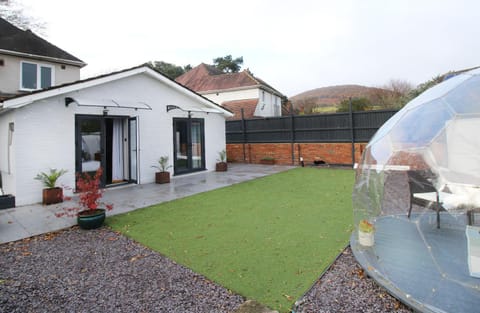 Property building, Patio, Garden, Garden view