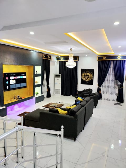 Lekki Luxury 5 Bedroom House Duplex in Lekki House in Nigeria