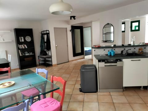 appartement au centre ville avec un beau jardin privé Wohnung in Lannion