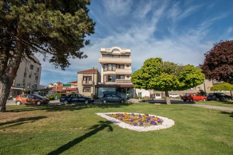 Property building, Garden