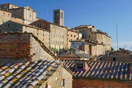 Holiday Apartment in Historical Palace Eigentumswohnung in Montepulciano