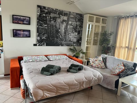 Appartamento panoramico Apartment in San Donato Milanese
