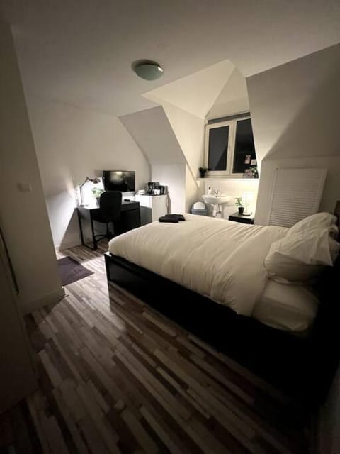 Room 404 - Eindhoven - By T&S. Apartment in Eindhoven