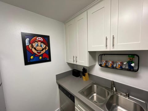 Hollywood Apartment One Bedroom with Mario&Gucci Apartment in Hollywood