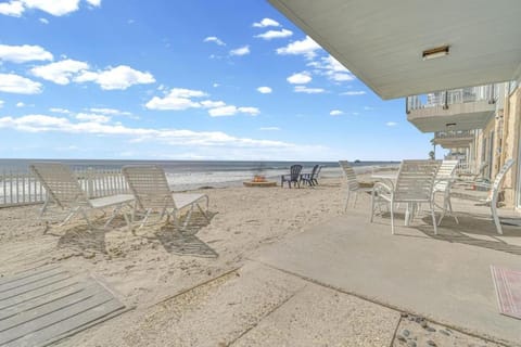 Patio, View (from property/room), sunbed