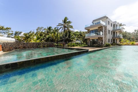 Ocean Terraces Apt A1 - Your Beachfront Bliss - Brand NEW Condo in Mauritius