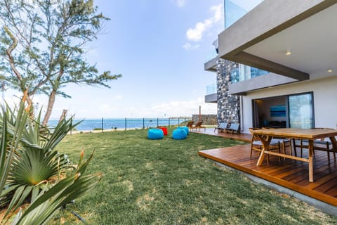 Ocean Terraces Apt A1 - Your Beachfront Bliss - Brand NEW Copropriété in Mauritius