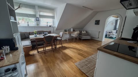 Dining area, kitchen