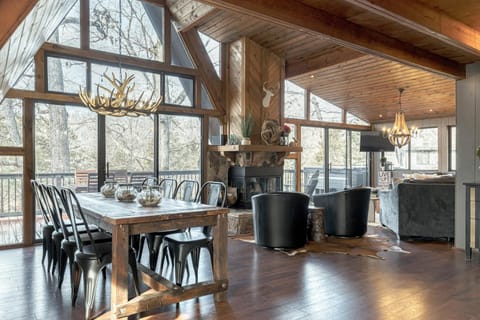 Turnberry Getaway Lakefront Chalet with Hot Tub by Sarah Bernard Chalet in Innsbrook