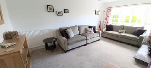 Willow Cottage Northallerton, 1 bedroom, cosy stopover House in England