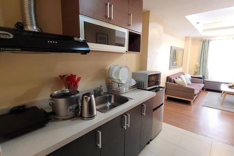 1 BR Condo in East BelAir Residence Cainta Rizal with parking Condo in Pasig
