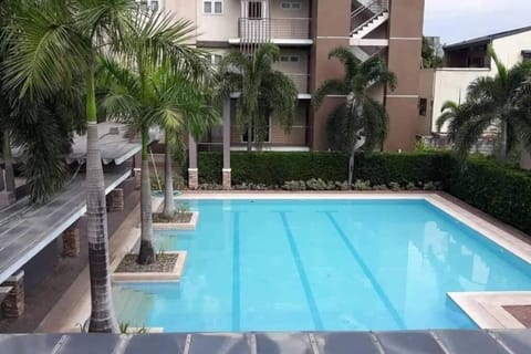1 BR Condo in East BelAir Residence Cainta Rizal with parking Condo in Pasig
