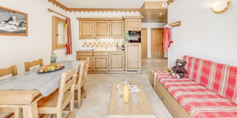 Résidence Les Alpages - 3 Pièces pour 6 Personnes MAE-3834 Apartment in Champagny-en-Vanoise