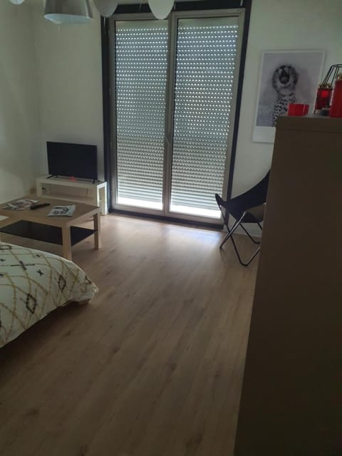 Charmant studio proche chu campus commerces Apartment in Poitiers