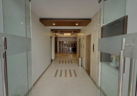 Hotel Bluestone Hotel in Noida