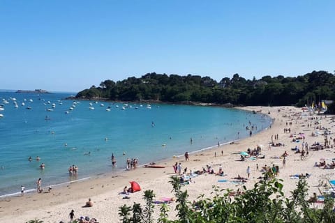 Nearby landmark, Natural landscape, Beach