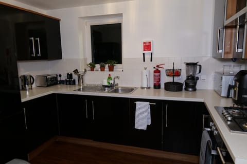 Coffee/tea facilities, Kitchen or kitchenette, minibar, pet friendly, stove, toaster