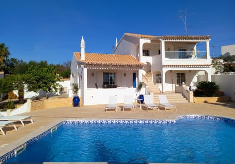 Vila Lana - Heated pool - Sea view - Two independent floors Villa in Loulé